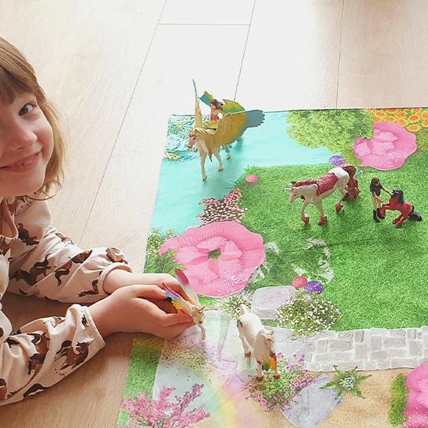 Spieldecke Feenwelt, Einhorn, Elfen, Spielteppich Auf Hochwertiger, ägyptischer Baumwolle 2 Spieldecke Feenwelt, Einhorn, Elfen, Spielteppich Auf Hochwertiger, ägyptischer Baumwolle – Bild 2