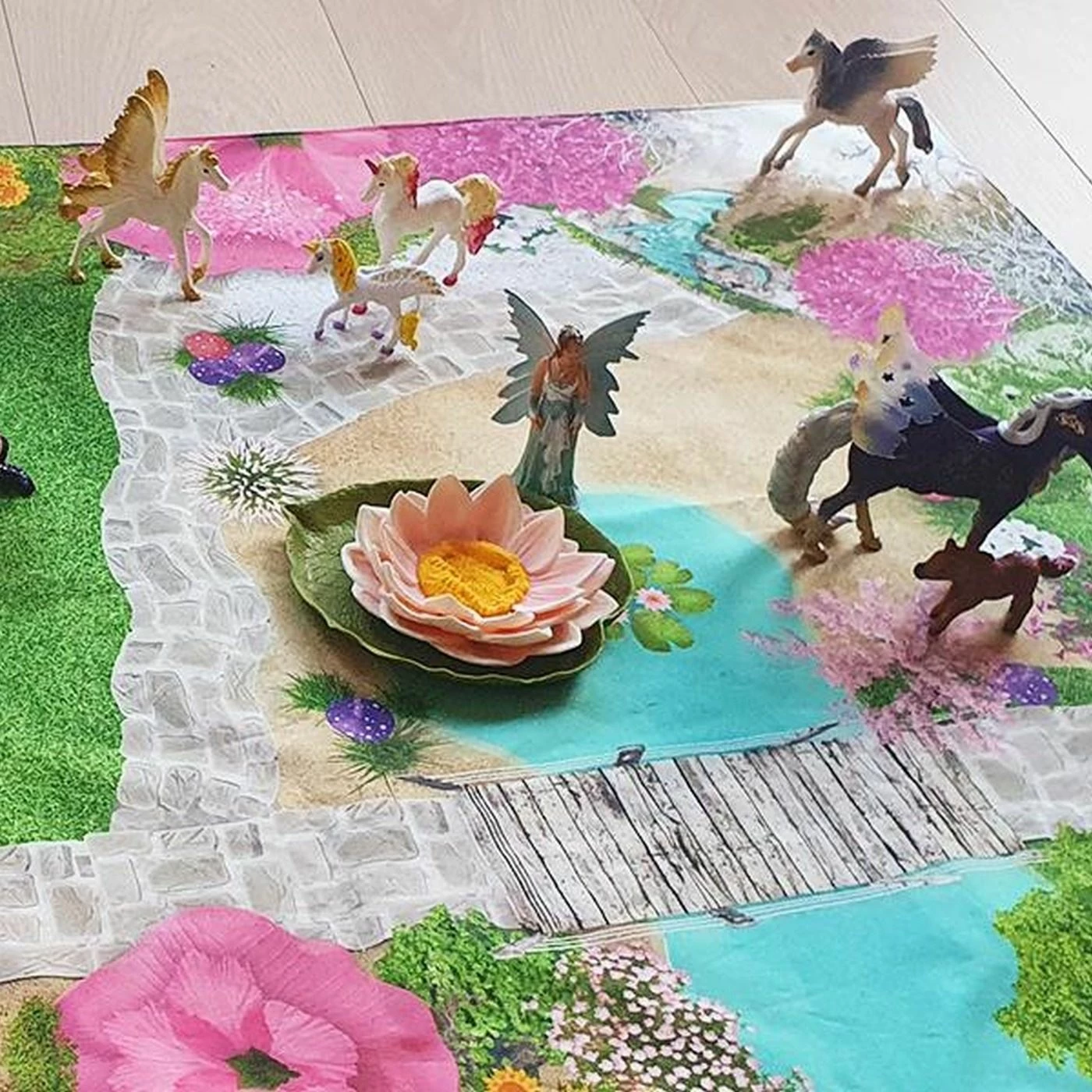 Spieldecke Feenwelt, Einhorn, Elfen, Spielteppich Auf Hochwertiger, ägyptischer Baumwolle 8 Spieldecke Feenwelt, Einhorn, Elfen, Spielteppich Auf Hochwertiger, ägyptischer Baumwolle – Bild 8